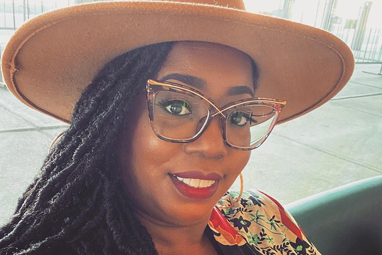 MEET KIA: LEARN HOW SHE MAINTAINS POSITIVITY THROUGHOUT THE DAY