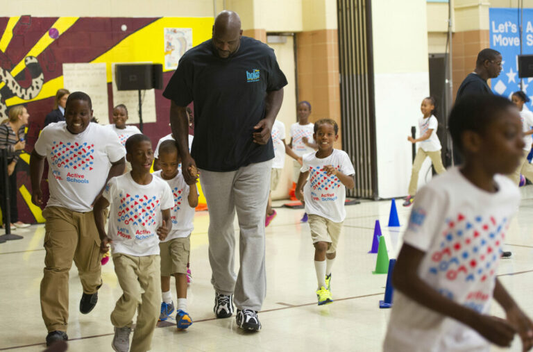 shaq, Shaquille O'Neal, Swim, Tik Tok, save, humble, celebrity, family, Hawaii