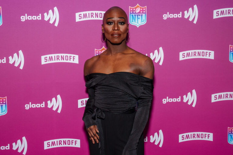 Justine Lindsay, NFL, Carolina TopCat, transgender