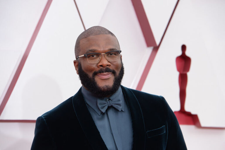 Tyler Perry, SNAP