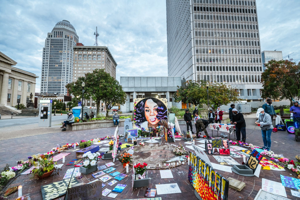 LOUISVILLE, Breonna Taylor, cop, police, retrial