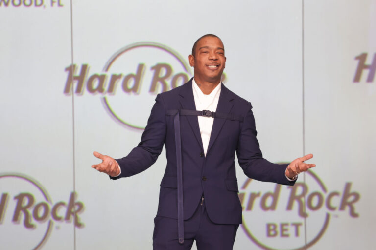 Ja Rule, Ghana, school, break