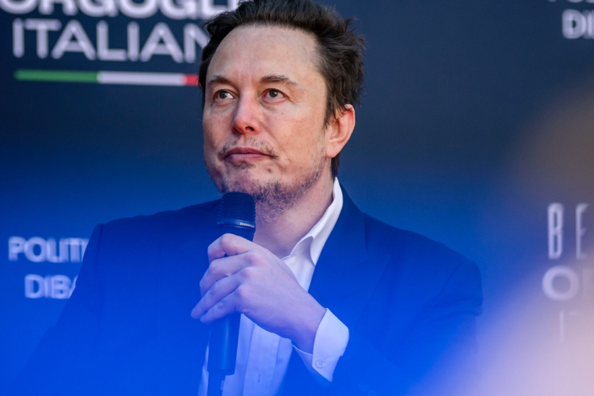Elon Musk, Tennessee, pollution, super computer