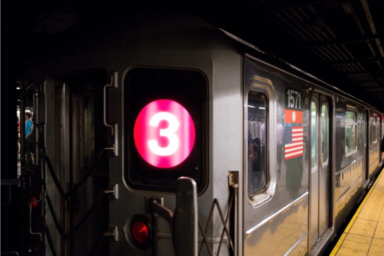 Brooklyn, subway, Richard Henderson