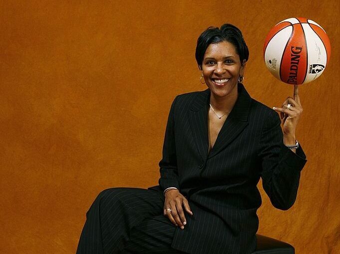 Lynette Woodard, basketball