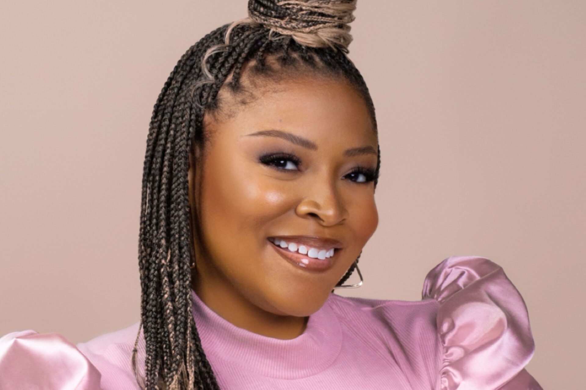 Makeup Maven Tisha Thompson Built An Empire On Clean Beauty