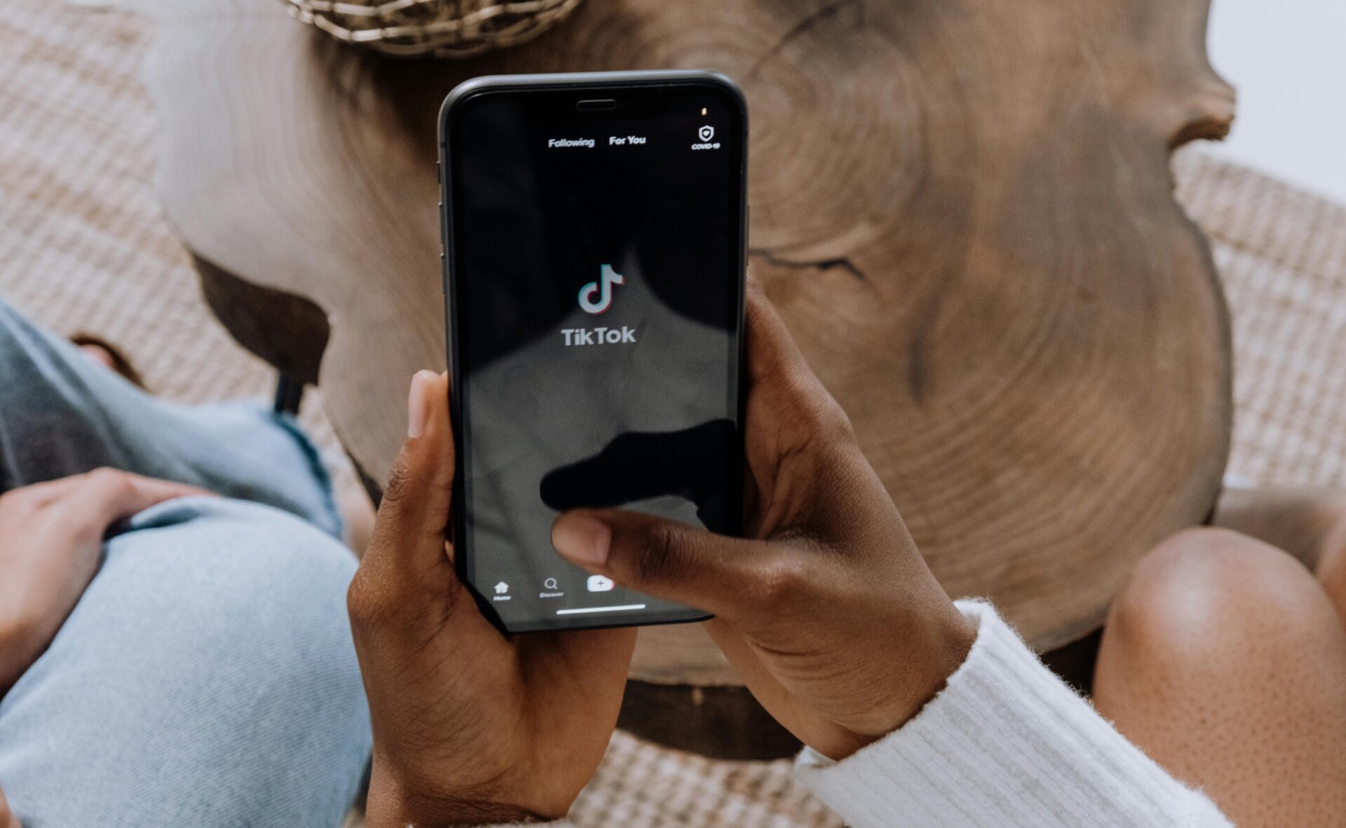 TikTok, eBay, phones