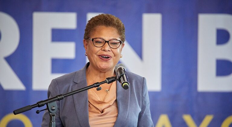 Mayor Karen Bass, LA, ICE agents, Latino, DHS