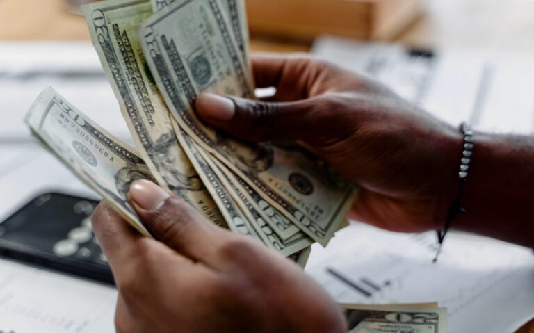 WalletHub, Income Disparities