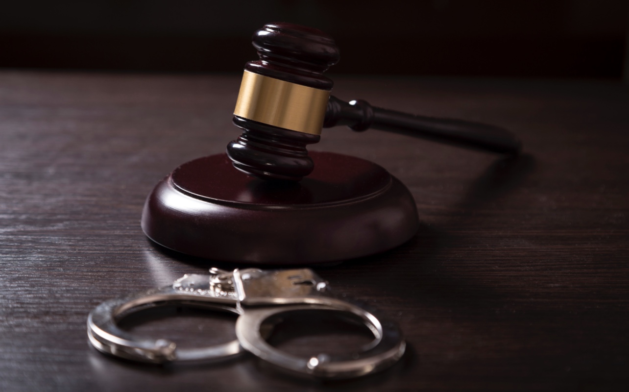 Police Officer, Federal Prison, Jail, Gavel, Court, Susan Lorincz