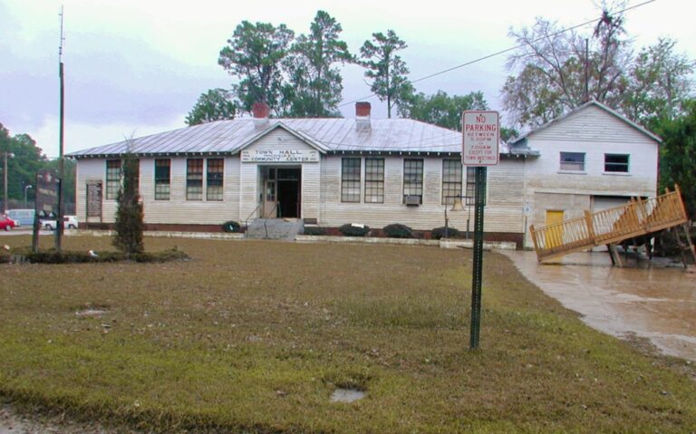 princeville, Black town, Princeville Town Hall