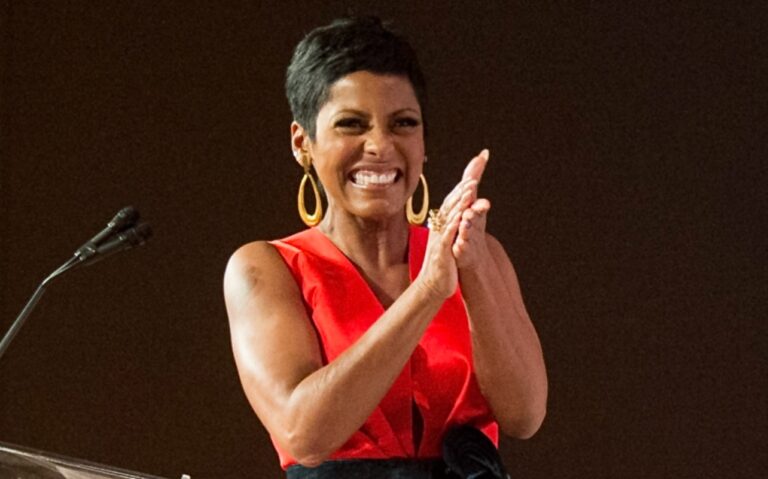 Tamron Hall, Alpha Kappa Alpha Inc.