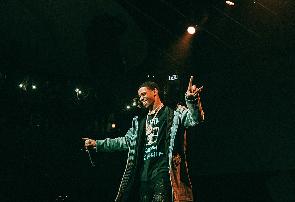 A Boogie Wit Da Hoodie, Bronx, restaurant, incarcerated, rapper