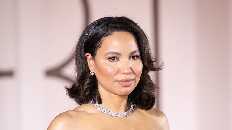 Jurnee Smollett, Divorce, retirement, SAG