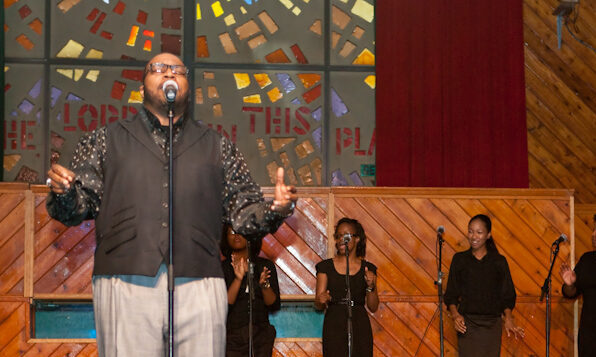 Marvin Sapp, church, congregants, 40K, tithe, offerings