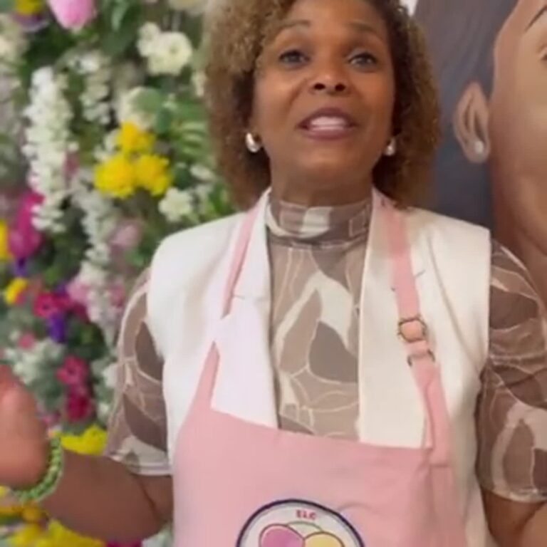 White and Brown Vintage Good Morning Greeting Animated Social Media