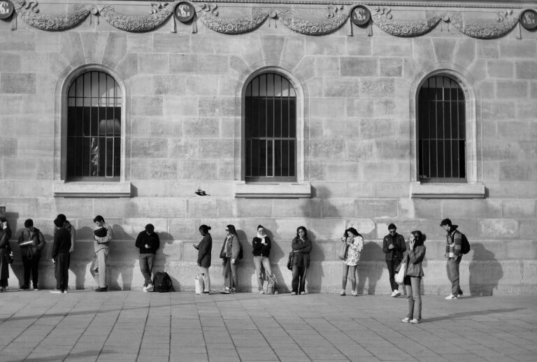 same ole line dudes, line