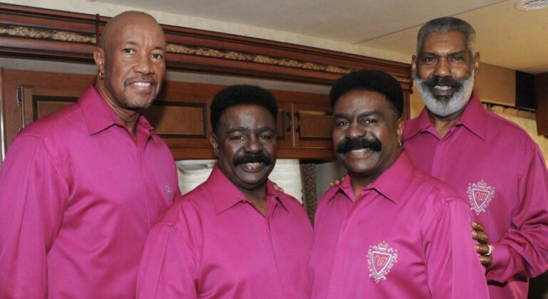 The whispers, Walter Scott, cancer