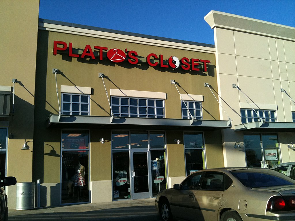 Plato's Closet,, Dekalb County, Atlanta, eviction, merchandise,