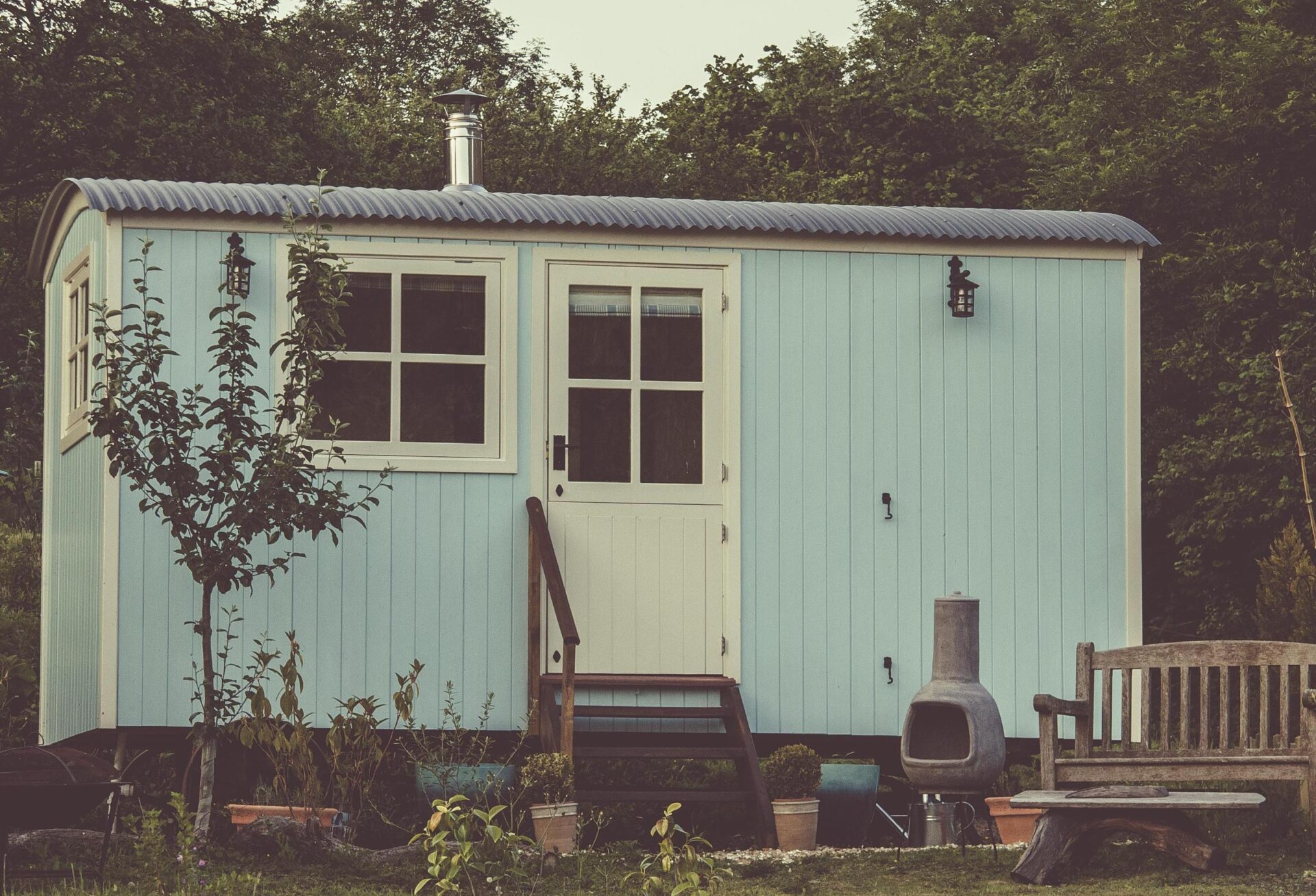 Tiny home, mobile home