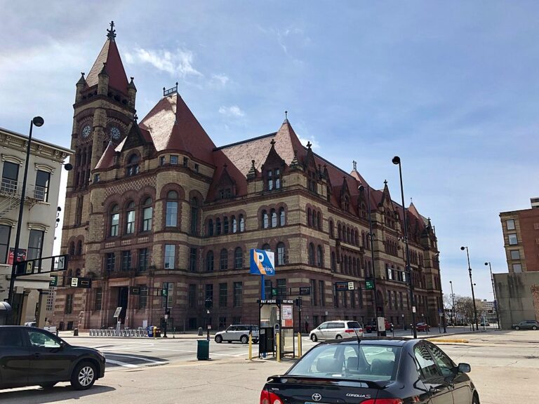 Cincinnati city Hall, mayor,councilwoman,