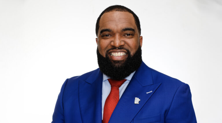 Men Who XCEL: Brandon Frame Moderates A ‘Frontline’ Discussion At The 2025 XCEL Summit For Men