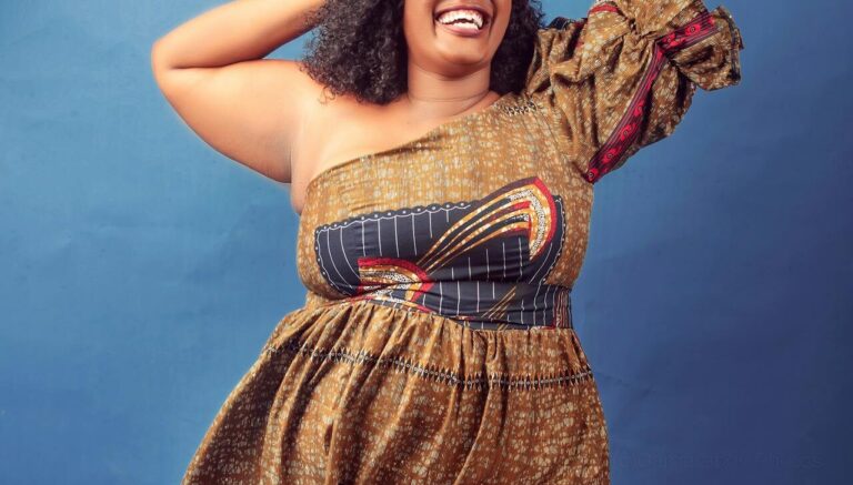 NFL, WAG, Body Positivity